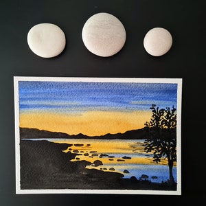 Pintura original de acuarela "Alesund Sunset" // A6 // Tiny Art hecho a mano // Postal // Decoración de pared // Mood Board // Espacio de trabajo inspirador