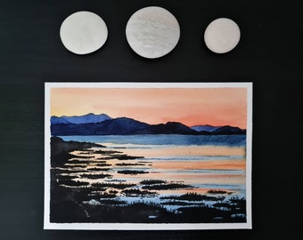 Pintura original de acuarela "Sykkylven Sunset" // A6 // Handmade Tiny Art // Postal // Decoración de pared // Mood Board // Inspirational Workspac