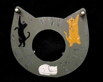 CAT Kitten Photo Frame with PEARL Earrings Hand Painted Wood  Hang or Free Standing  Feline Gifts