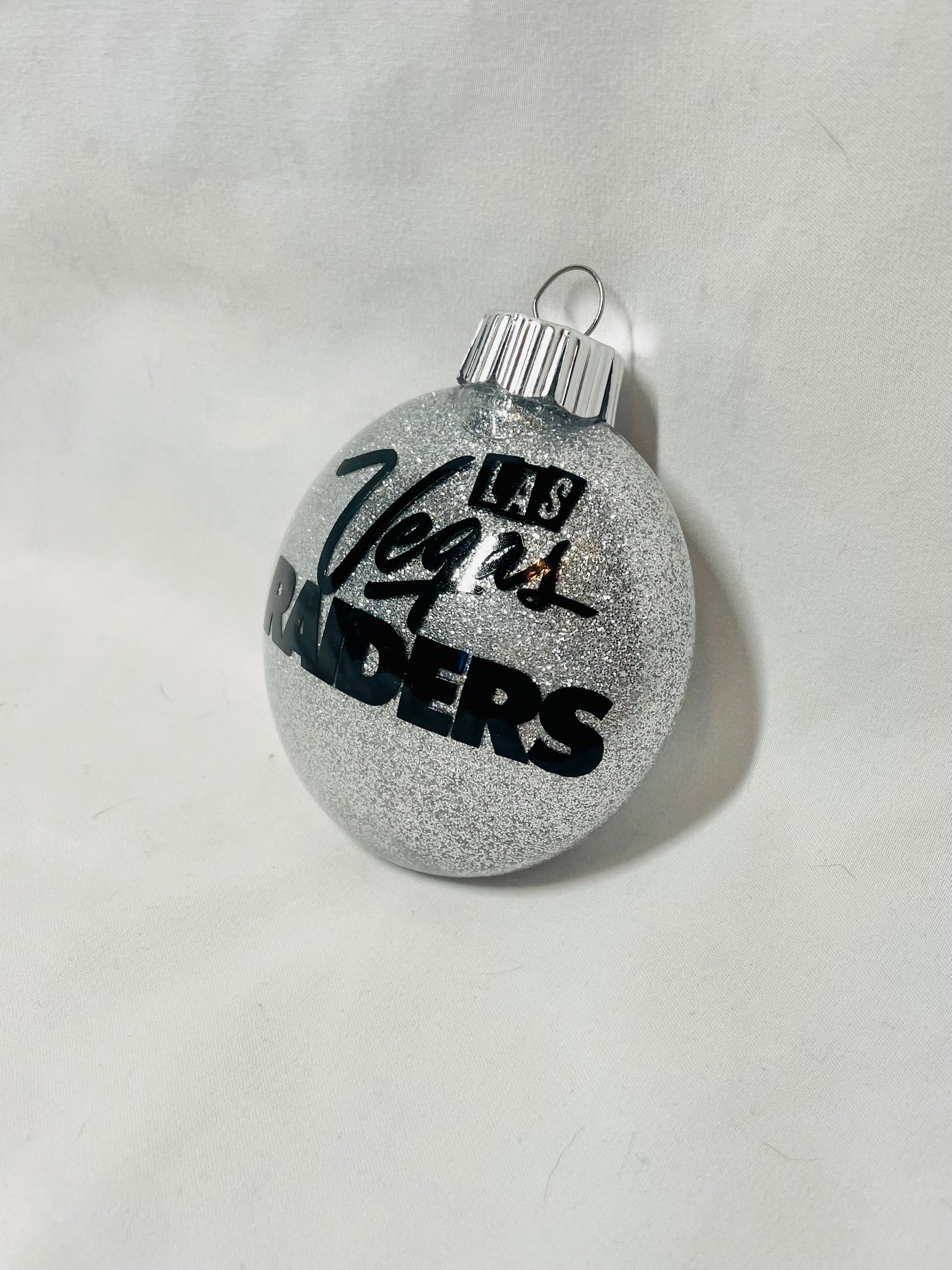 Las Vegas Raiders Christmas Ornament -  UK