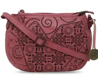 swinger bolsa with garden embroidery