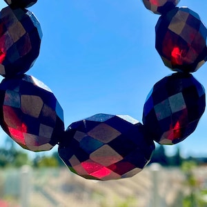 Antique Faceted Dark Cherry Beaded Bakelite Necklace 1920s  | Graduation in Size Translucent Oval Beads Necklace | Antique Tested Bakelite