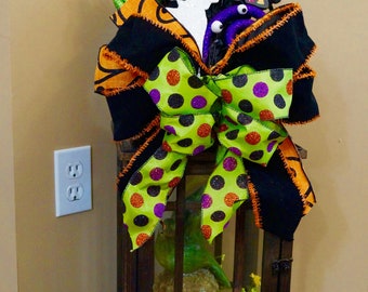 Halloween Wreath, Halloween Decor, Halloween Lantern Topper, Front Door wreath, Halloween Decorations,