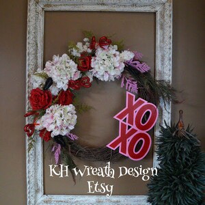 Valentine Wreath, Love Wreath, heart wreath, Floral Wreath, Red Wreath, valentines day decor, VDAY wreath, love wreath, grapevine wreath