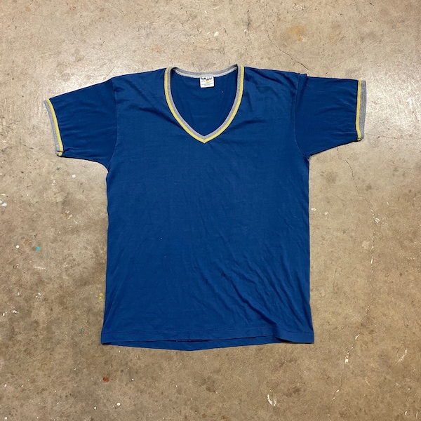 Vintage 80s Navy Blue V-neck T shirt | M