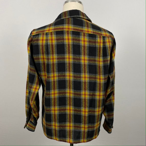 Vintage 50s Van Heusen Miracle Orlon & Wool Shirt | M - Gem