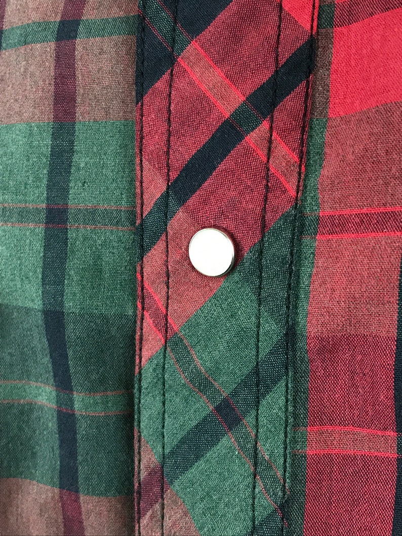 Medium Vintage 80s Wrangler Western Plaid Pearl Snap Shirt