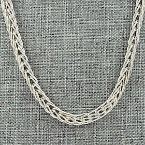 Sterling Silver Chain Necklace 18&quot; - Smokey Gchachu