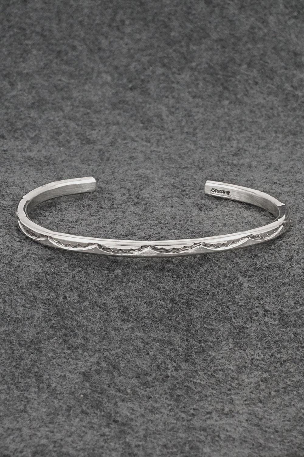 Tahe Sterling - Etsy
