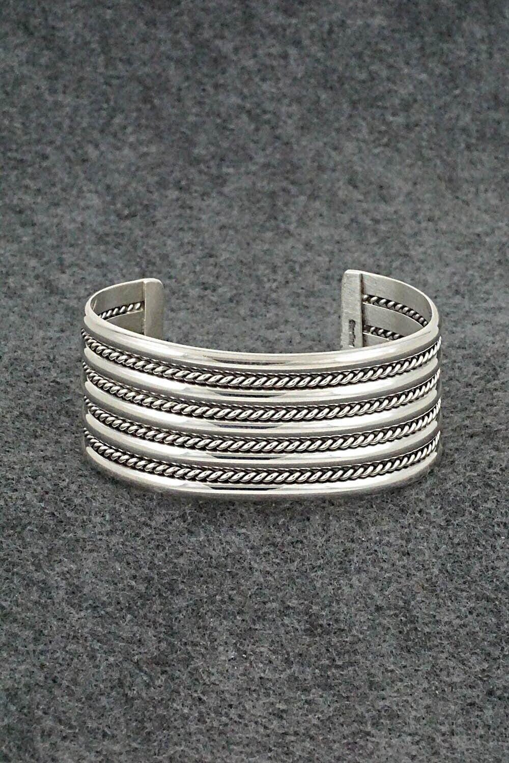 Tahe Sterling - Etsy Tahe Sterling - Etsy