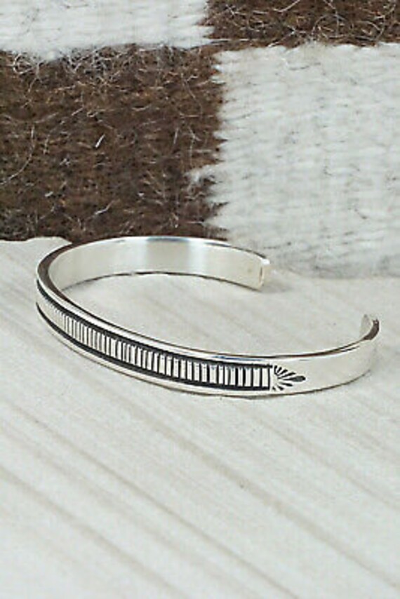Important Vintage Navajo Bruce Morgan 'Contemporist' Native American Jewelry Silver Bracelet Important Vintage Navajo Bruce Morgan 'Contemporist' Native American Jewelry Silver Bracelet