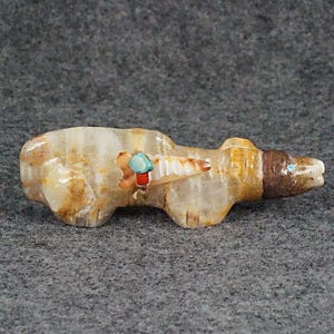 Mountain Lion Zuni Fetish Carving - Peter Gasper