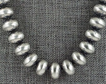 Sterling Silver Navajo Pearl Necklace 18&quot; - Bryannen Halwood
