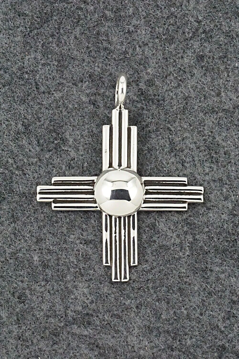 Zuni Indian Jewelry Sterling Silver Turquoise Sunface Zia, 48 OFF