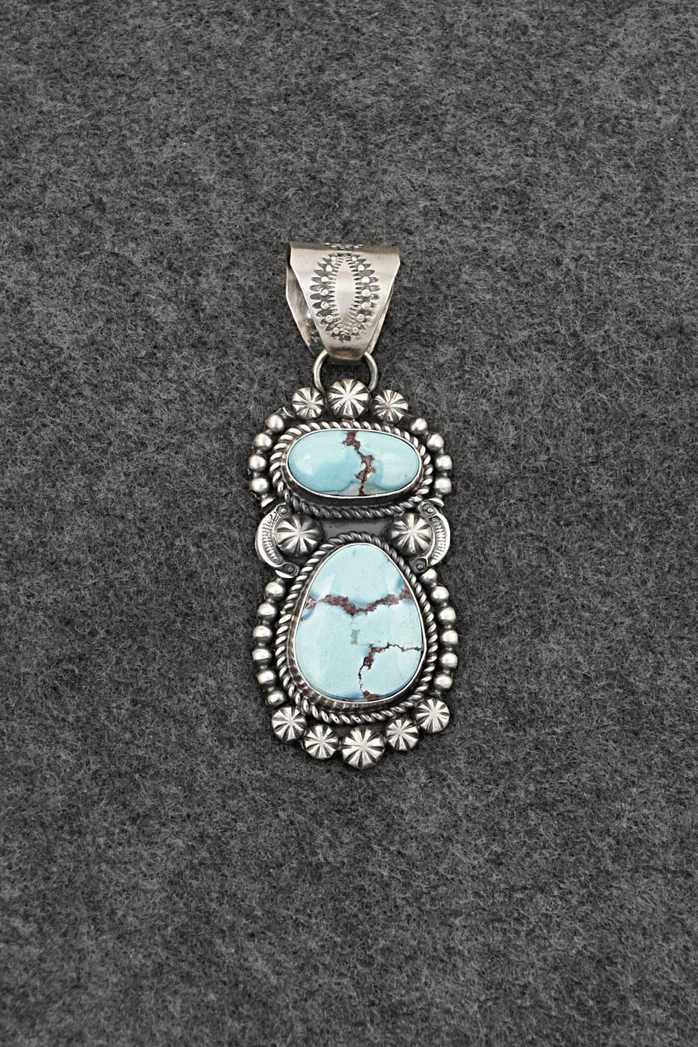 NAVAJO Jeff James Jr. ターコイズ 大ぶり 925 シルバー Jeff James Jr. Navajo Sterling Silver and Turquoise
