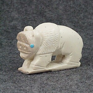 Buffalo Zuni Fetish Carving - Carlton Kaamasee