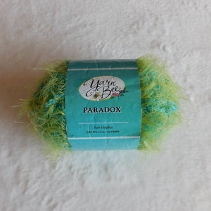 Yarn Bee Paradox hot tropics