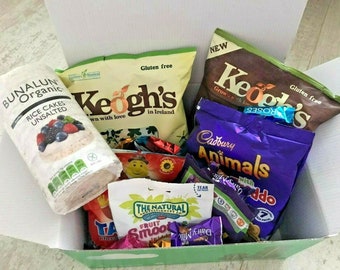 XL Irish Snack Gift Box Hamper – Luxury Irish Chocolate Candy & Tayto Crisps