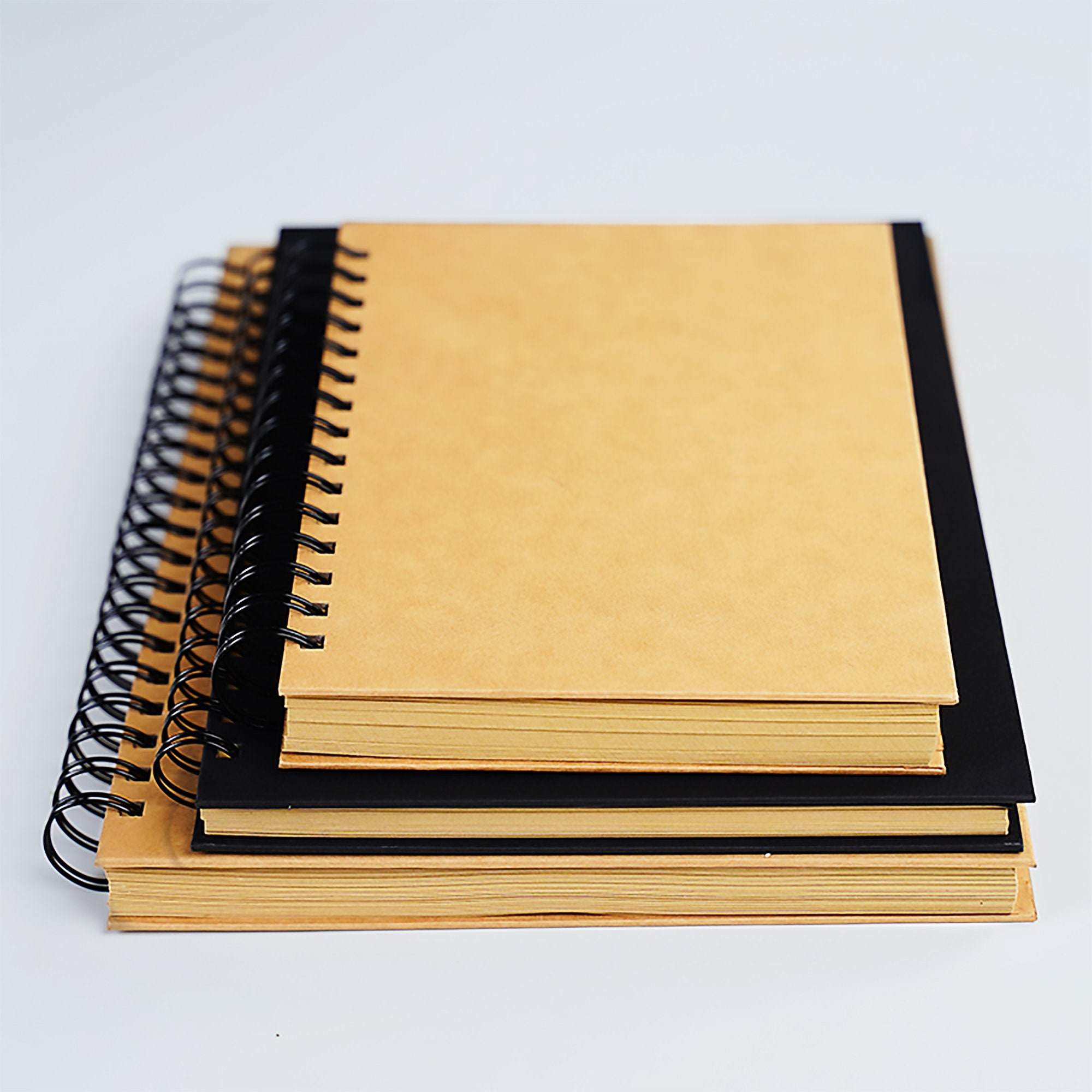 2pcs Blank Notebook, Blank Pages Journal Unlined Spiral Notebook Drawing  Sketch Book, 8.2 x 5.5 Soft Kraft Cover(Brown) 