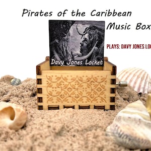 Pirates of the Caribbean Music Box: Davy Jones Locket Music Box - Davy Jones Music Box - Pirates of the Caribbean gift idea - free ship