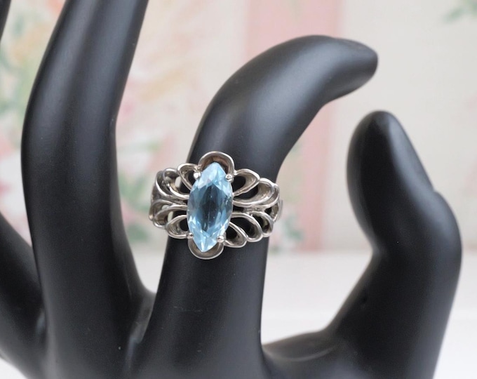 Vintage Sterling Silver Blue Topaz Marquee Feathered Ring Signed 925 Size 7