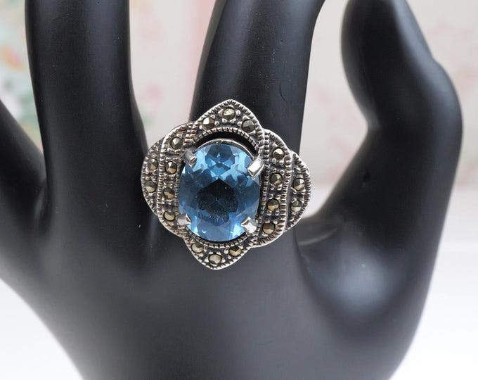 Vintage Sterling Silver Marcasite Glass Faceted Blue Stone Ring Size 9 1970'S 1980’S