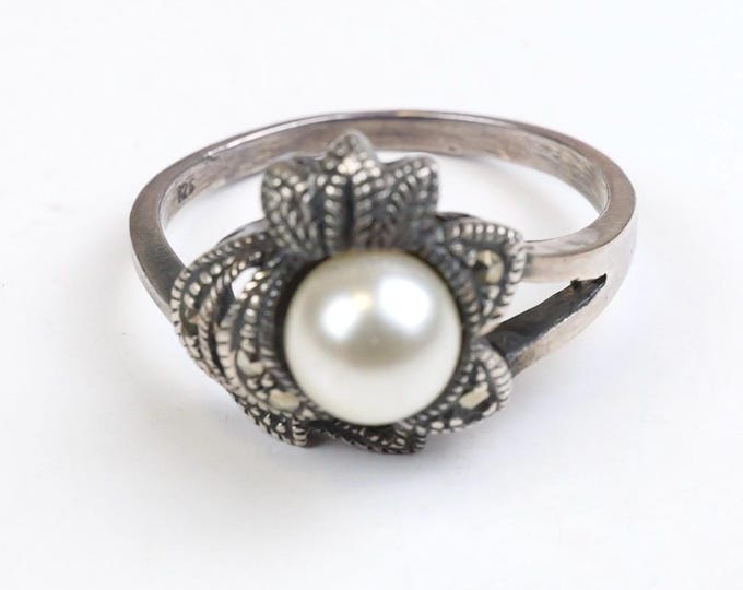 Vintage Marcasite Faux Pearl Sterling Silver Flower Ring - Size 9