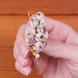 Vintage schelp damesbroche / vintage broche / vintage sieraden / cadeau voor haar / strand / vakantie / zomer / de zee