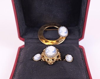 Vintage gold plated blue Wedgwood cameo jewelry set with ring brooch and matching earrings