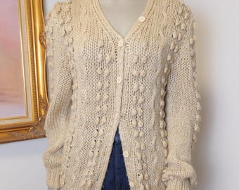 Vintage women’s hand knit bobble cardigan sweater / Beige Fall sweater for back to school / Vintage sweater size medium / Cute textured top