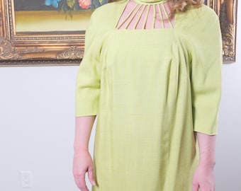 Plus Size Vintage Lime Green Cocktail Dress: Keyhole Neckline, Party Dress