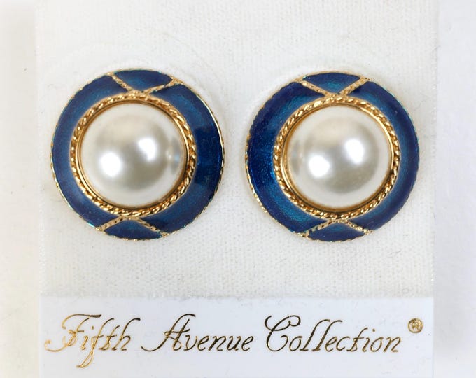Vintage Women's Dead stock Butler Fifth Avenue Collection clip on earrings