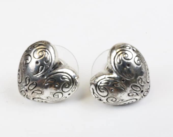 Vintage silver tone women’s puffy heart stud earrings