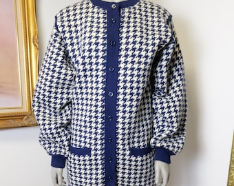 Women’s vintage wool houndstooth oversized Cardigain sweater Large