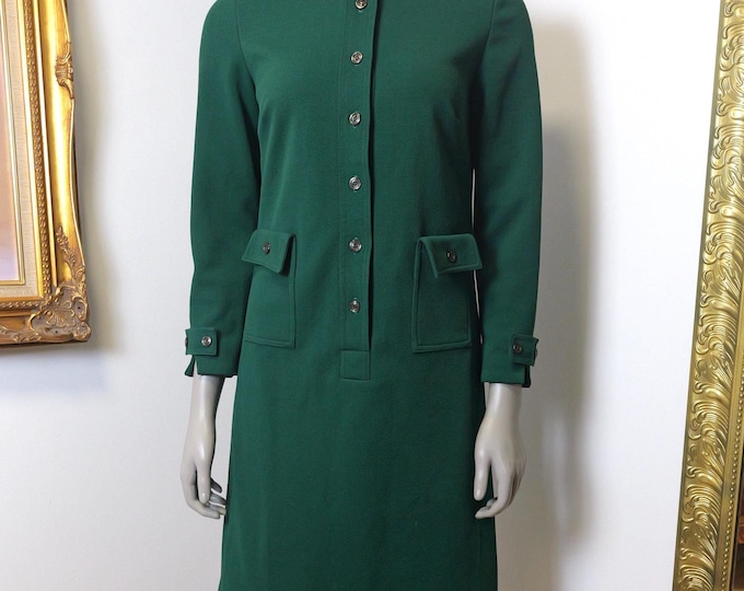 Green Vintage Winter Dress / Women’s 1970’s Day Dress / Work Dress / Women’s Vintage Clothing / Classic Simple Winter Dress In Forest Green