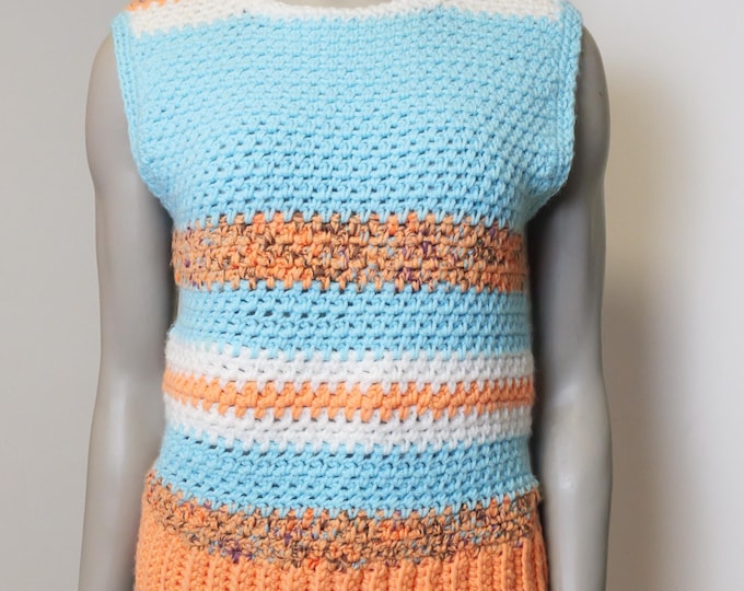 Vintage hand knit women’s pull over sweater vest for fall in size Small / Hand Made Clothing / Fun vintage hand made sweater vest