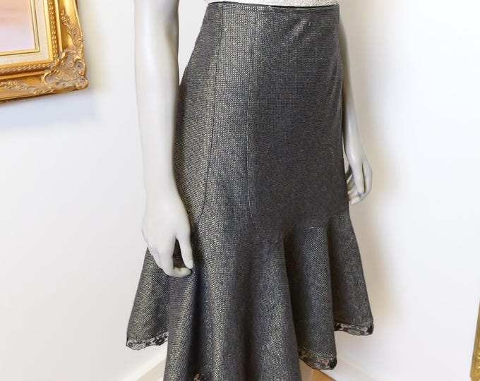 Vintage Fit and Flare Skirt: Gold Flecks, Black Lace Trim, 28" Waist