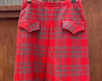 1960’s Joy Frocks Toronto Womens Fall And Winter Wool Skirt / Red And Grey Plaid Checkered Midi Skirt / Winter Work Skirt / Christmas Skirt