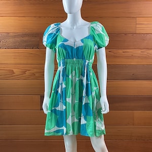 Marimekko Dress / Vintage Women’s Cotton Marimekko Finland Summer Dress With Sweetheart neckline And Trees Pattern / Light Cotton Dress