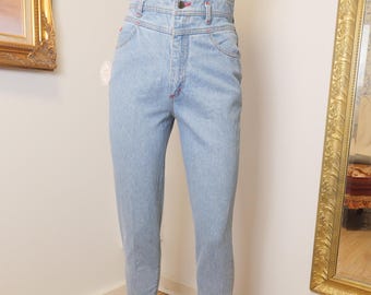 Vintage James Cat High Waist Jeans / Woman’s vintage 1980’s denim ankle length jeans / Light wash jeans 28 waist