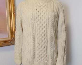 100% wool Aran fair Isle fisherman’s sweater / Cream Ireland classic vintage pull over / fisherman’s esthetic / Argyle classic cable knit