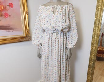 Women’s 1970’s rainbow eyelet cotton fabric dress with elastic waistband and bohemian ruffles / Off the shoulder dress in size large