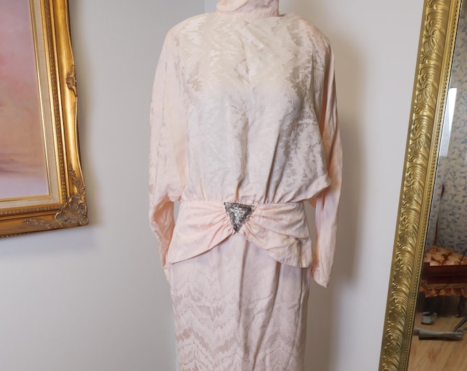 Vintage 100% silk matching blouse and skirt set size small