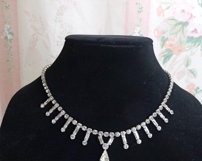 Vintage 1950’s Rhinestone Necklace With Drop Pear Shape Diamond And Rectangle Gems / Prom Necklace / Necklace For Vintage Bride