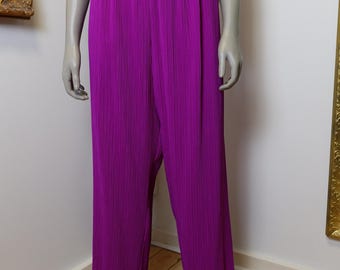 Women’s wide leg purple dressy crinkle wide leg pants size large from the 80’s.