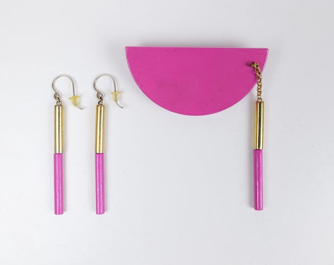 Aarikka Finland Women’s Pink And Gold Earrings And Matching Brooch Set Geometric