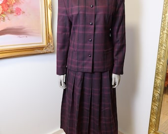 Vintage women's purple plaid wool skirt suit from Finland size small