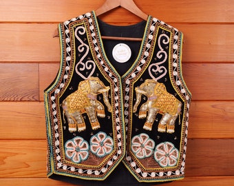 Vintage Ornate Embroidered Elephant Hippie Vest / 1970's Women's Vintage Vest / Rare Vintage Find