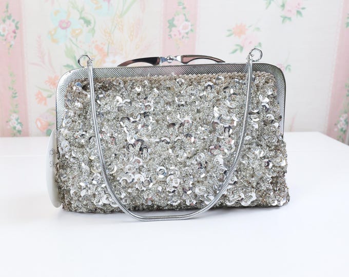 Vintage women’s 1950’s silver evening bag with top handle covered in silver beads and sequins beading / Bride accessories or gift for her