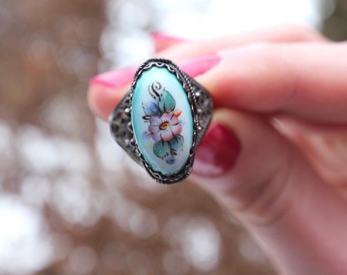 Vintage shabby chic bohemian hand painted ring size 8.5